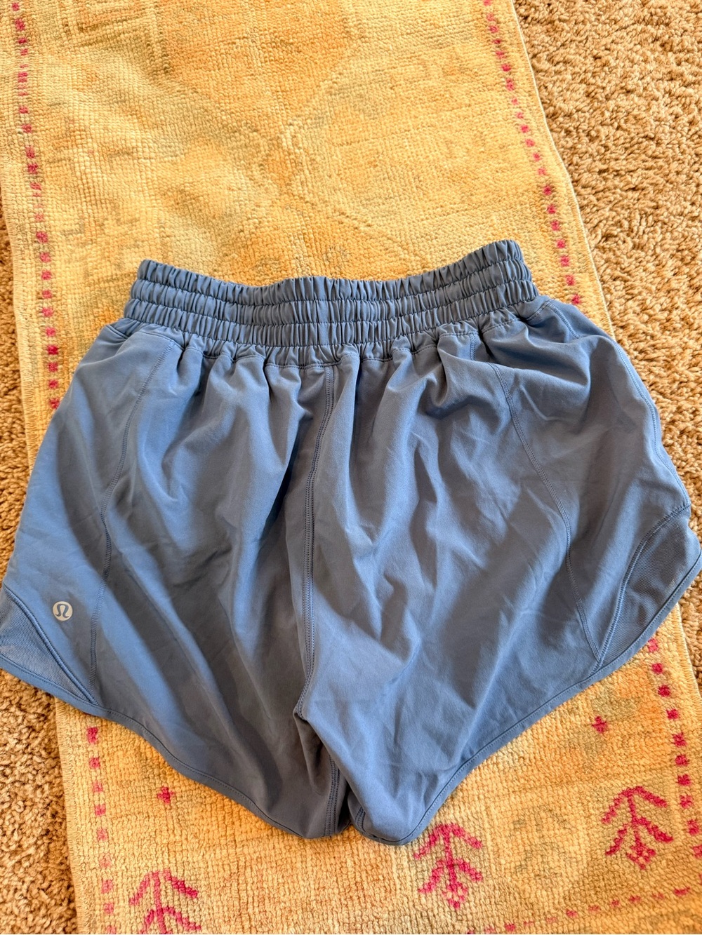 Lululemon Hotty Hot High Rise short 4”